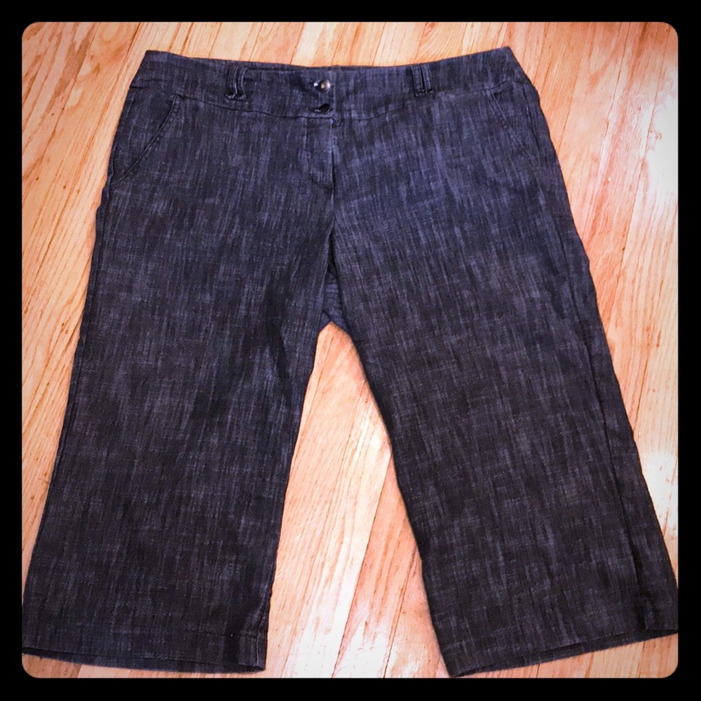 Grey Peppered Capri Dress pants